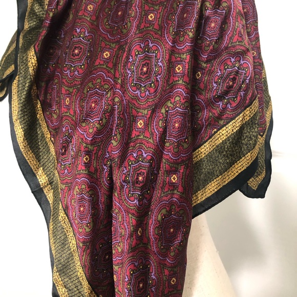 Vintage Echo Elegant Burgundy and Gold Silk Scarf - Picture 6 of 6